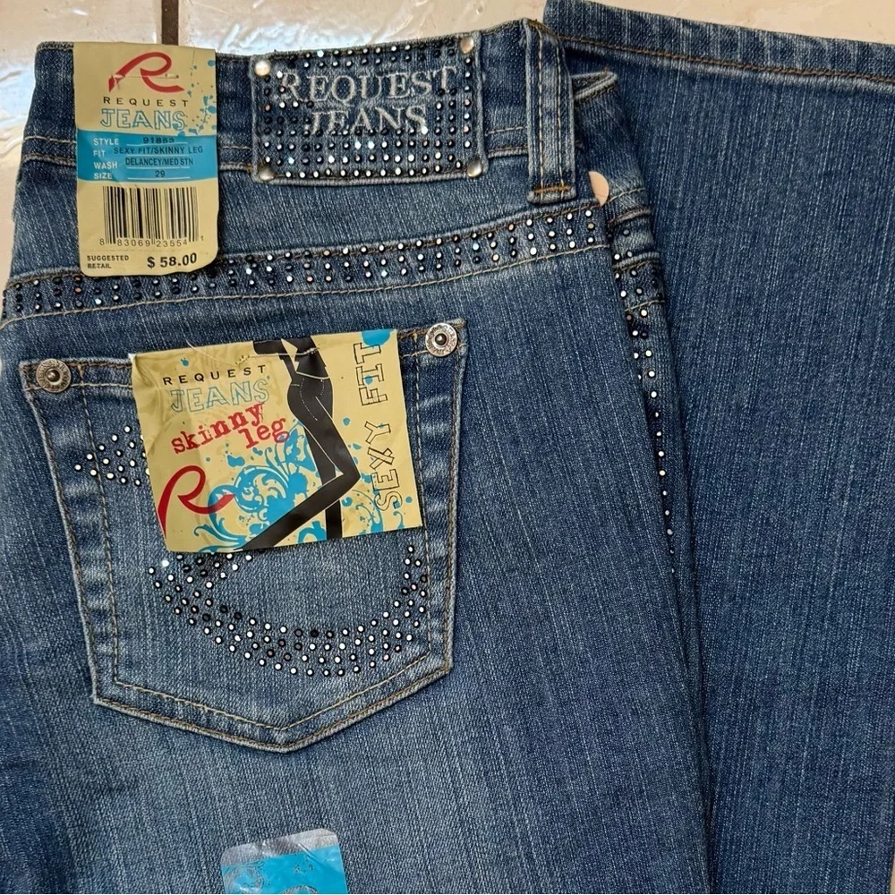 Vintage Request Jeans Women's Size 29 sexy & shiny new